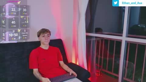 Snapshot of ethan_and_ava chatting on 10.20.25 ethan and ava online show from 10.20.25