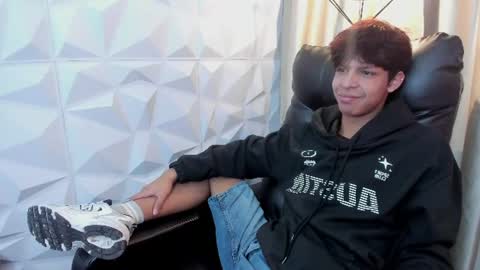 Snapshot of ethan_qop chatting on 07.18.26 Ethan online show from 07.18.26