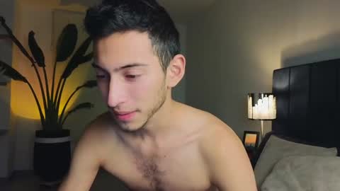 Snapshot of ethan_skiny_ chatting on 12.07.24 Joan online show from 12.07.24