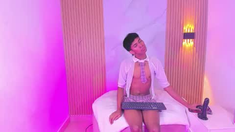 ethan_thouse online show from 10.26.25