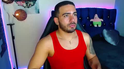 Snapshot of ethanhairy chatting on 05.16.26 Ethan online show from 05.16.26