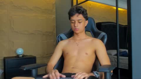 ethanlowell online show from 10.02.25