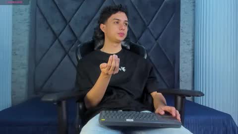 ethanlowell online show from 04.02.26