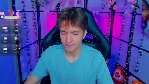 Snapshot of ethansinful chatting on 09.16.25 Ethan online show from 09.16.25