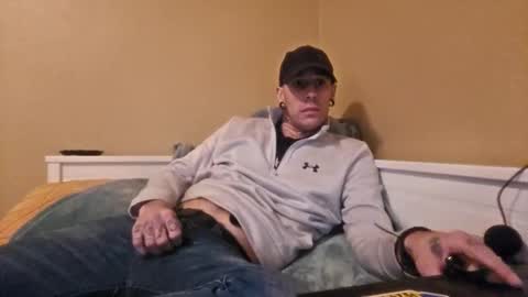 Snapshot of etherless86 chatting on 01.01.25 Etherless online show from 01.01.25