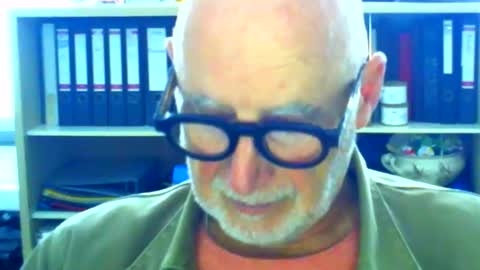 Snapshot of etonne chatting on 10.03.25 etonne online show from 10.03.25