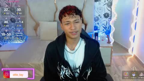 Snapshot of ette_tay chatting on 10.18.25 ette online show from 10.18.25