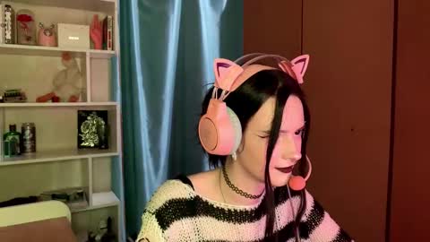 Kate online show from 02.23.26