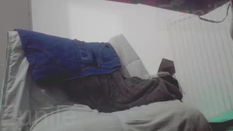 Snapshot of eunile chatting on 11.01.25 eunile online show from 11.01.25