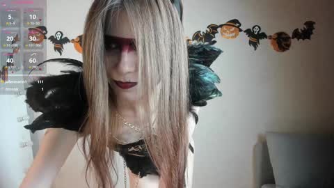 Snapshot of euphoria_life chatting on 11.01.25 Molly online show from 11.01.25