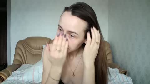 eva00186 online show from 12.17.24