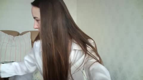 eva00186 online show from 09.30.25