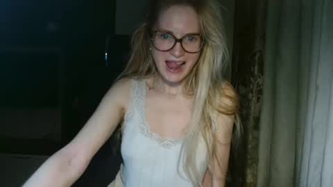 eva2323 online show from 03.07.25