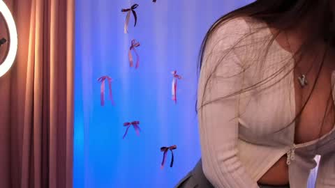 Snapshot of eva__lekk chatting on 04.01.26 eva__lekk online show from 04.01.26