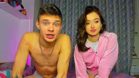Hot Couple online show from 10.12.25