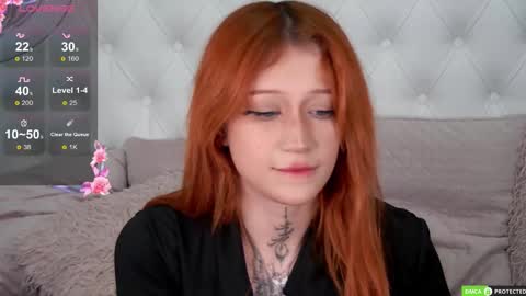 Snapshot of eva_cramer chatting on 10.09.25 Eva Cramer online show from 10.09.25