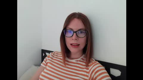 Snapshot of eva_cutesmile chatting on 07.22.26 Eva online show from 07.22.26