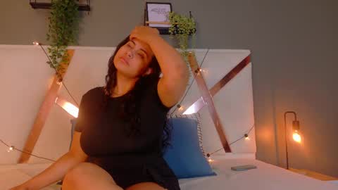 EVA DAEMON  online show from 05.17.26