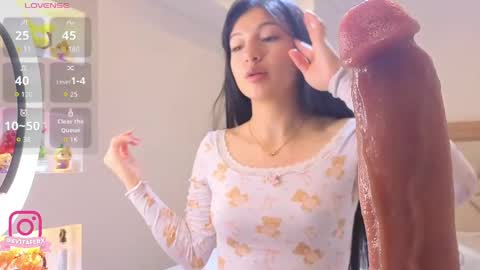 Eva online show from 04.24.26