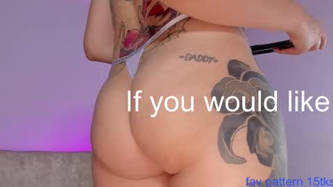 Snapshot of eva_hillss69 chatting on 11.17.25 Eva online show from 11.17.25