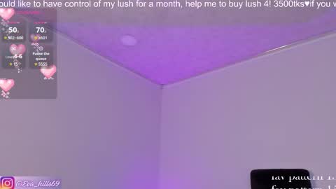 Snapshot of eva_hillss69 chatting on 12.04.25 Eva online show from 12.04.25