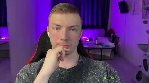 Eva and Iron online show from 02.28.26