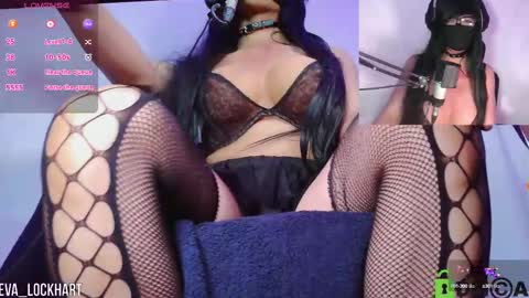 Snapshot of eva_lockhart chatting on 10.07.25 Eva online show from 10.07.25