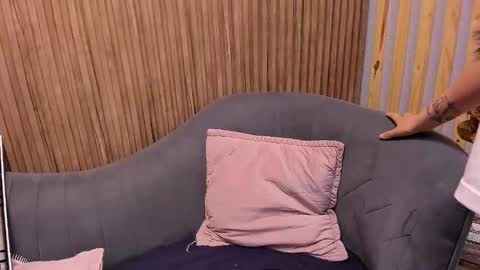 Angelinne online show from 02.02.25