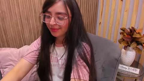 Angelinne online show from 02.02.25