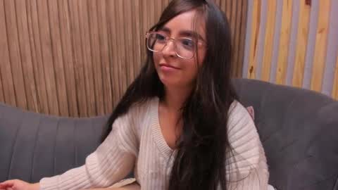 Angelinne online show from 02.07.25