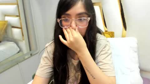 Angelinne online show from 03.09.25