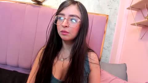 Angelinne online show from 09.15.25