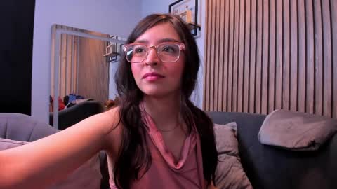 Angelinne online show from 09.20.25