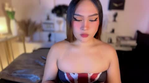 Queen Eva Mazikeen online show from 03.09.26