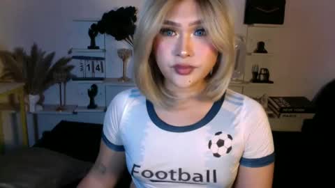 Queen Eva Mazikeen online show from 05.14.26