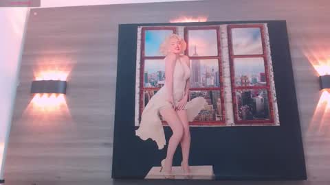 Snapshot of eva_monwalker chatting on 11.04.25 Eva cute online show from 11.04.25