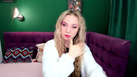 Eva 3 online show from 04.12.26