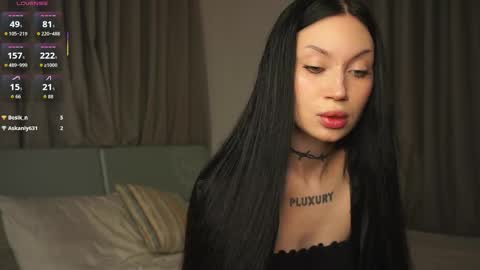 Snapshot of eva_pixie chatting on 10.16.25 Eva online show from 10.16.25