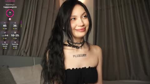 Snapshot of eva_pixie chatting on 10.19.25 Eva online show from 10.19.25