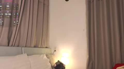 Snapshot of eva_pixie chatting on 11.27.25 Eva online show from 11.27.25