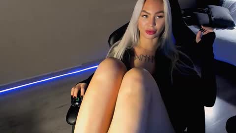 Eva online show from 11.04.25