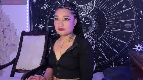 Eva  online show from 11.11.25