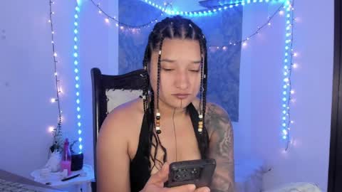 Snapshot of eva_sanderslee chatting on 03.22.26 Eva online show from 03.22.26