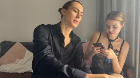 eva_simon__ online show from 05.06.26