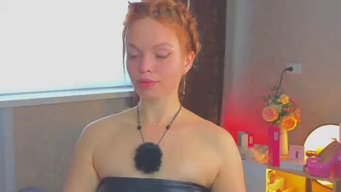 Hi there i am Eva and i wish create a nice community with you so join my Ticket Show for more pleasure online show from 06.25.26