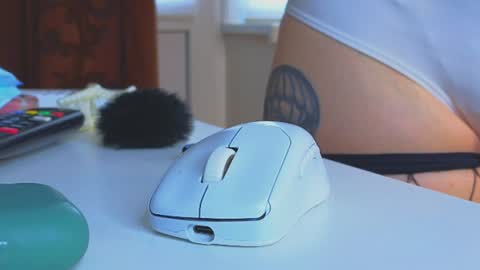 Hi there i am Eva and i wish create a nice community with you so join my Ticket Show for more pleasure online show from 06.29.26