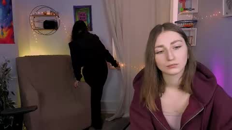 Snapshot of eva_smiith_ chatting on 01.13.26 Eva online show from 01.13.26