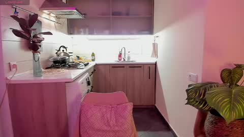 Fansly -  - use this referral link to support me  online show from 04.18.26