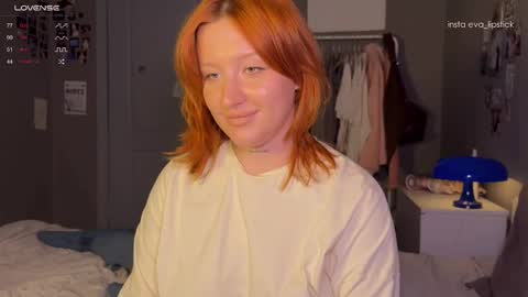 Snapshot of eva_swag chatting on 11.08.25 eva_swag online show from 11.08.25