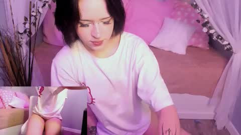 Snapshot of eva_teler chatting on 02.19.26 Ariel online show from 02.19.26